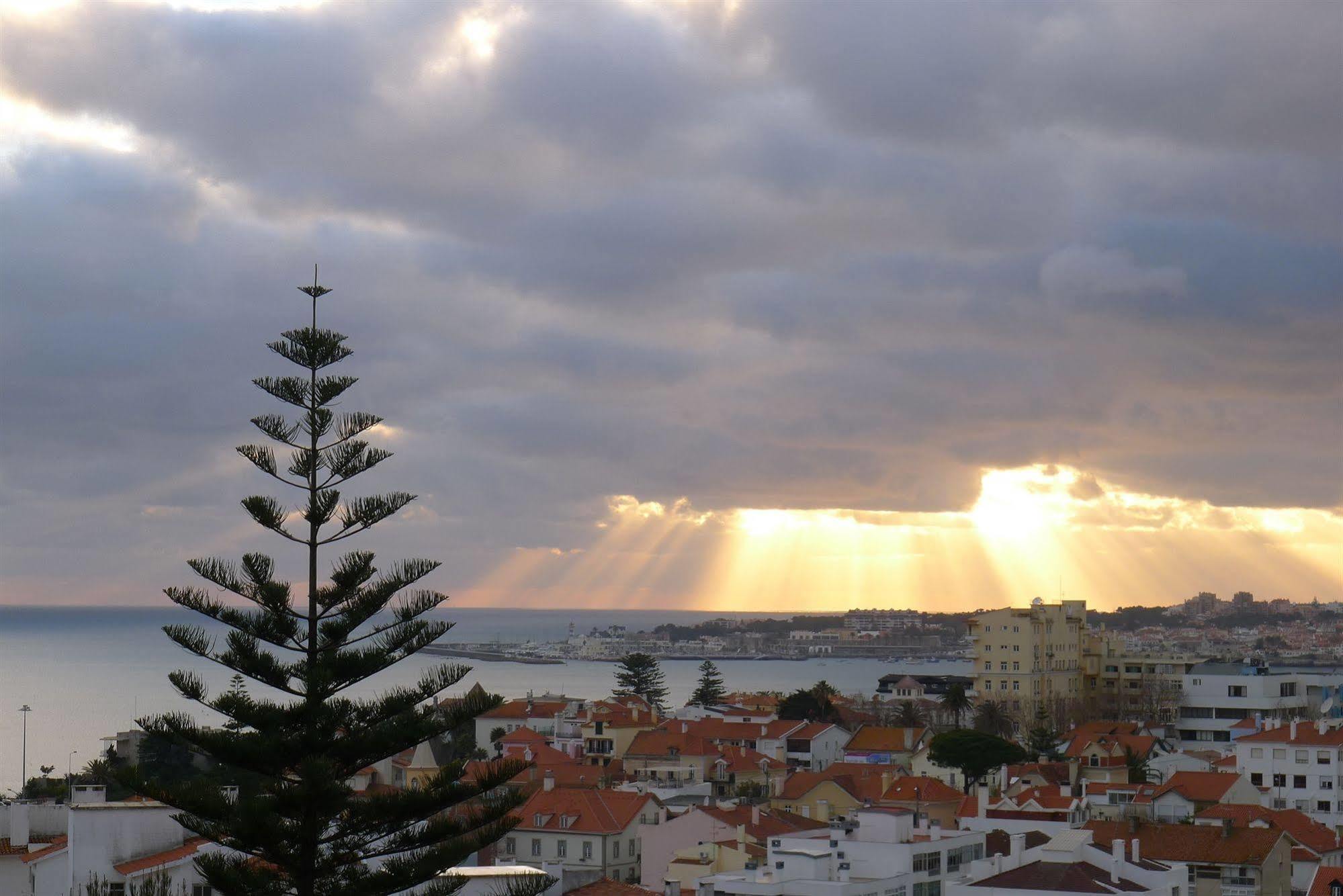 Dolce Vita Guesthouse Estoril Ngoại thất bức ảnh