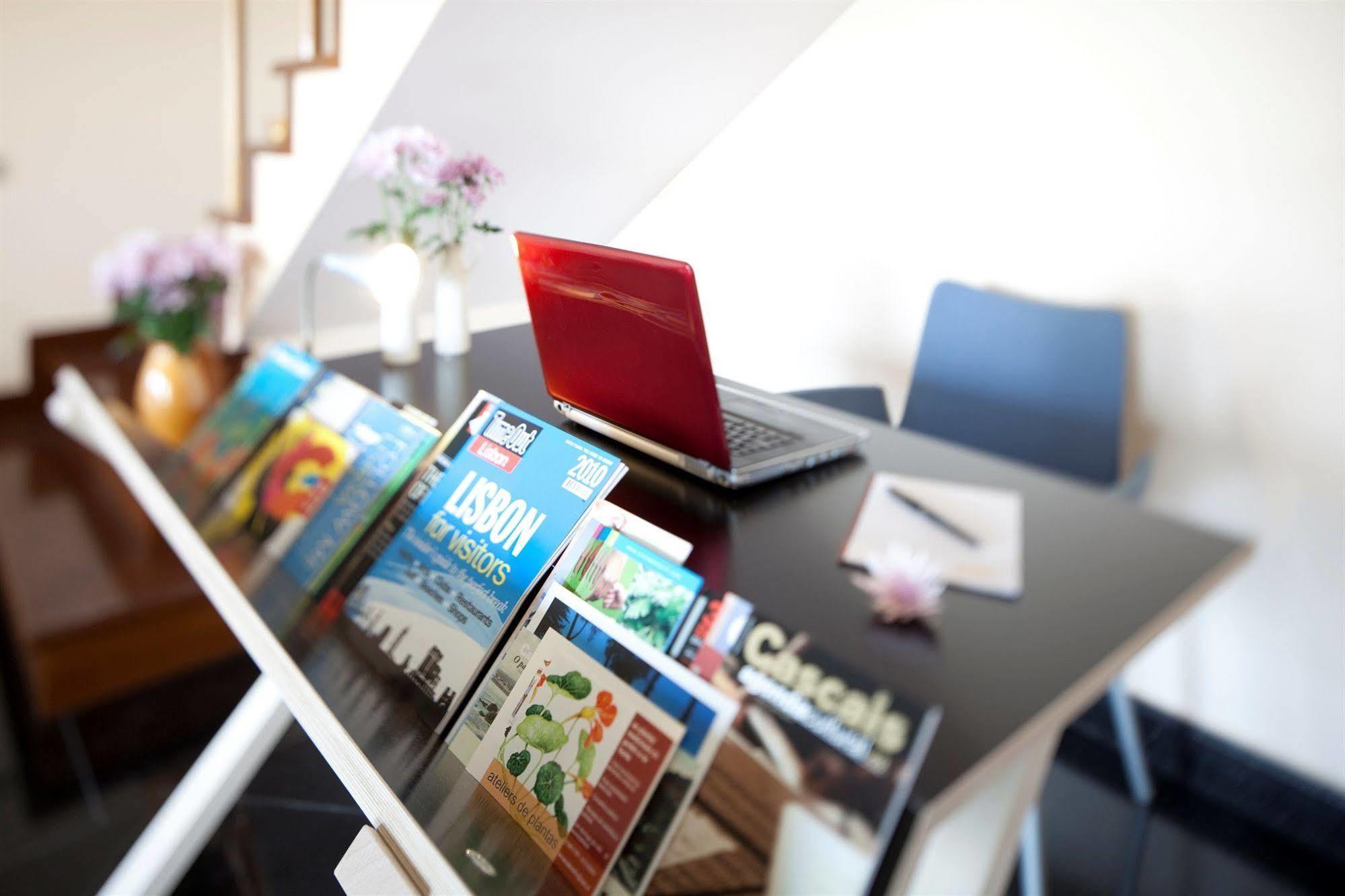 Dolce Vita Guesthouse Estoril Ngoại thất bức ảnh